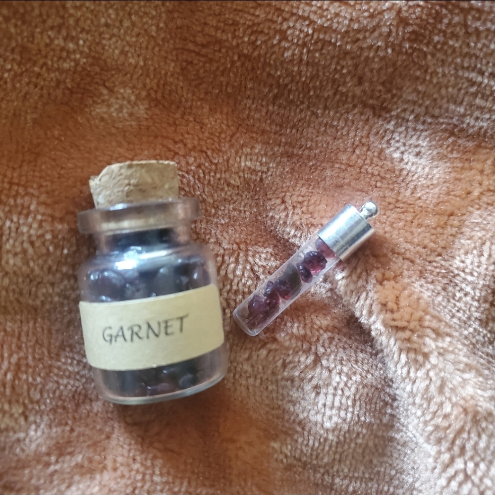 Limited edition garnet moonwater necklace